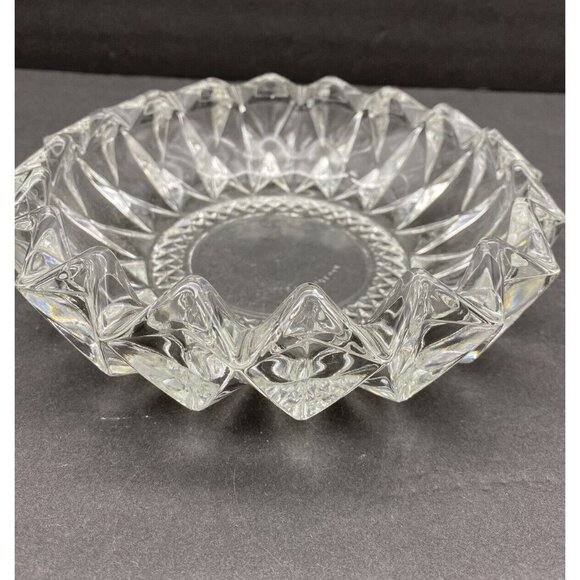 VTG KIG‎ Indonesia Diamond Pressed Glass Clear Round Ashtray Trinket Dish MCM - Picture 3 of 13